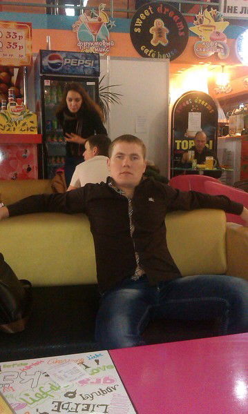 Александр Иванов