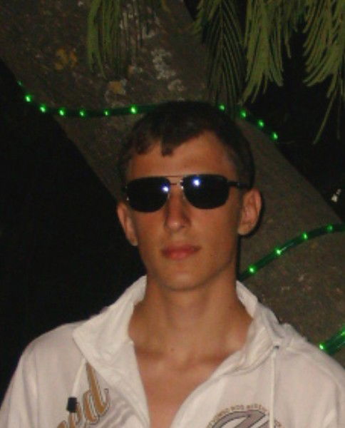 Антон Муковнин