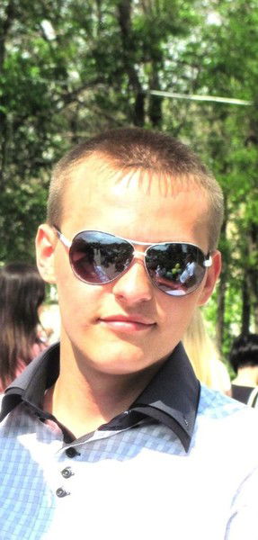 Виктор Бобров