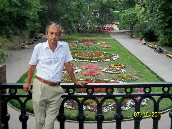 Валера Андреев