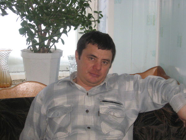 Анур Халитов