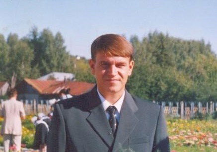 Виктор Толшев