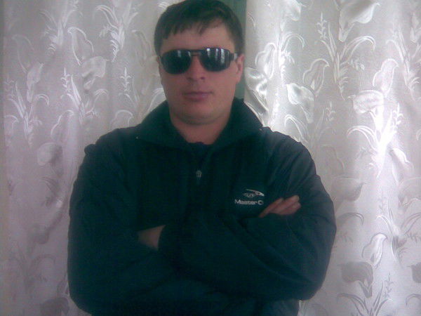 Валентин Довжик