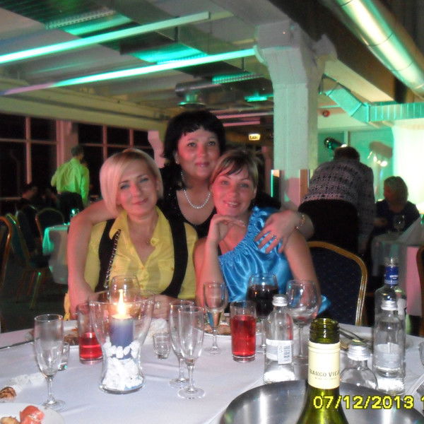 В И О Л Е Т Та V I O L E T T A