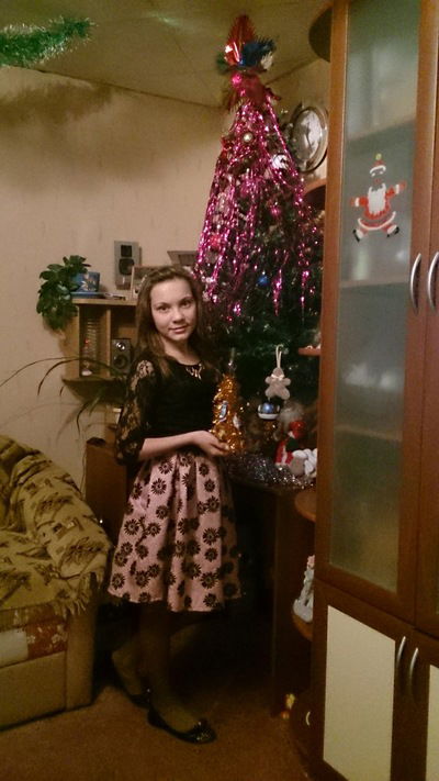 Анна Леонтьева