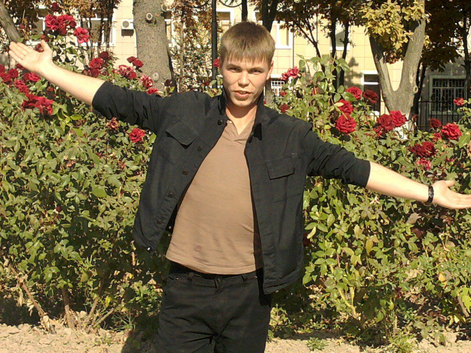 Дмитрий Халиков