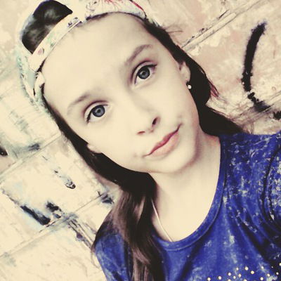 Ксюша Самойлова