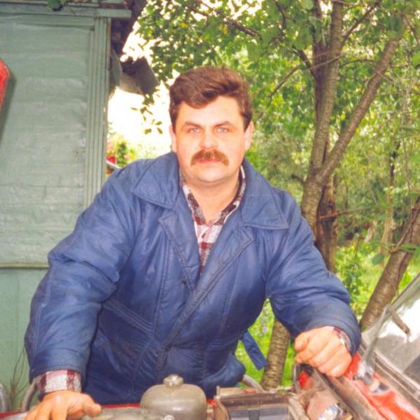 Олег Новожилов