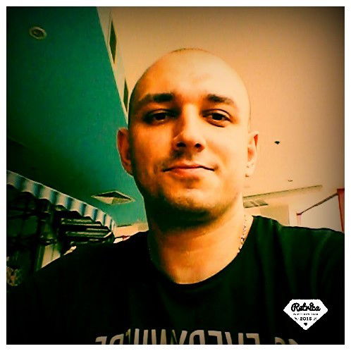 Александр Коваленко