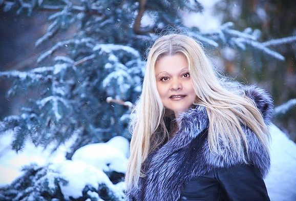 Елена Самсонова