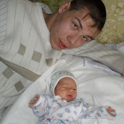 Павел Опарин