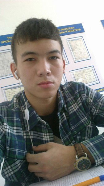 Азамат Хажмуратов