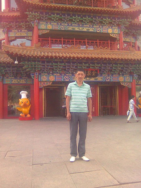 Жумахан Eceн