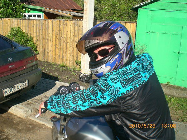 Неизвестно Неизвестно