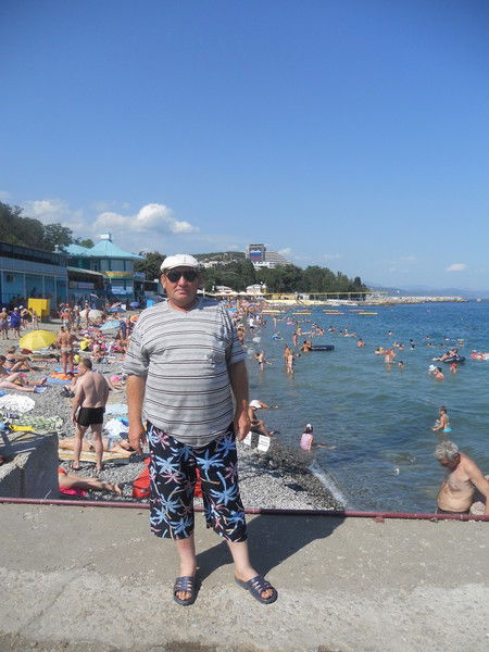 Олег Шарапов