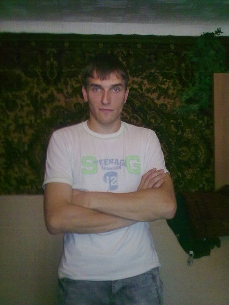 Станислав Степанов