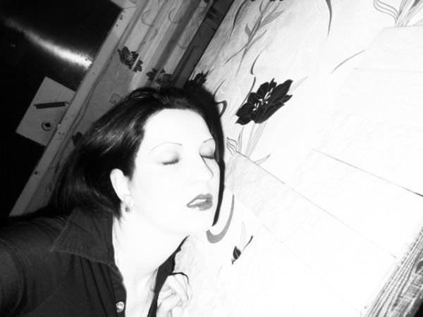 Нэтали Бузня