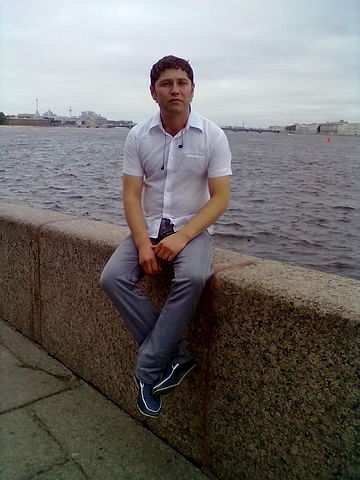 Гуломджон Буриев