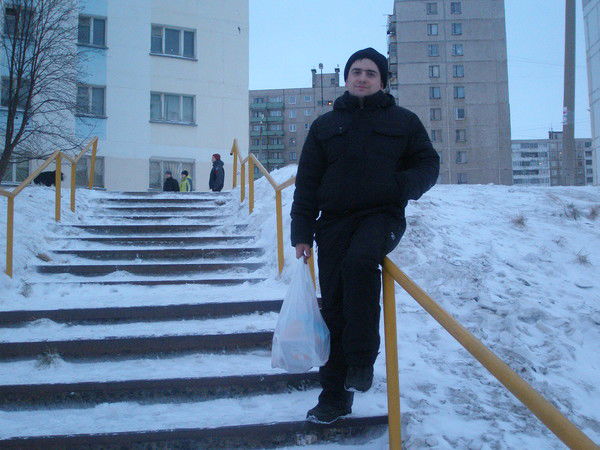 Миша Назаров