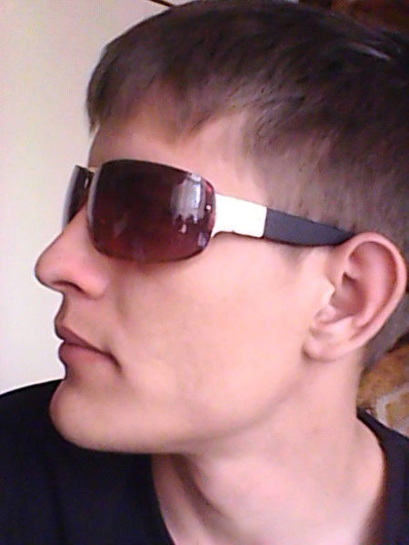 Миша Николаев