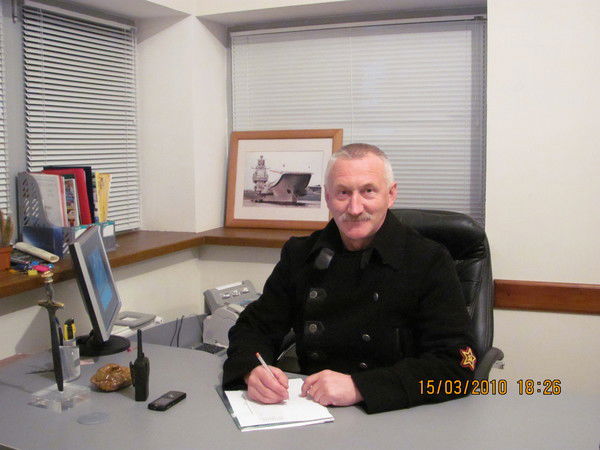 Виктор Апанасенко