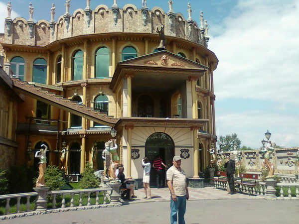 Владимир Голищенко