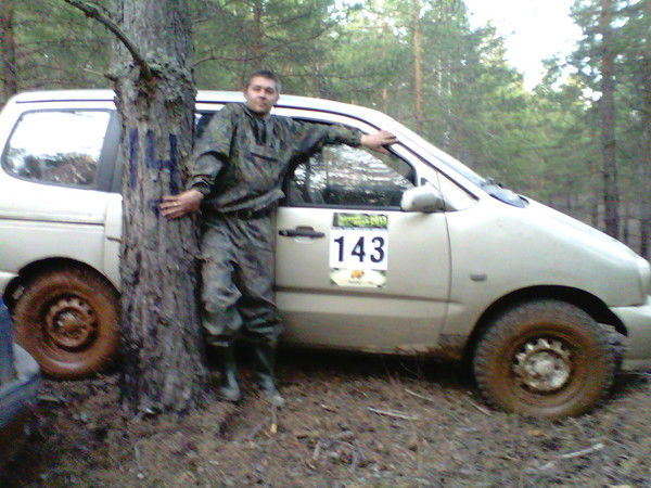 Серей Николаев