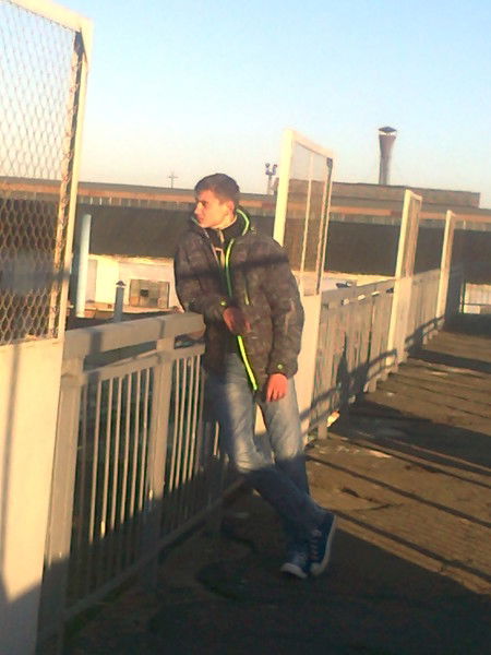 Влад Карелин