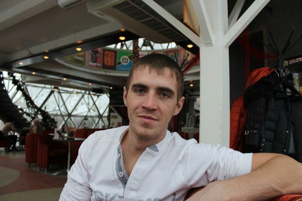 Денис Ермолаев