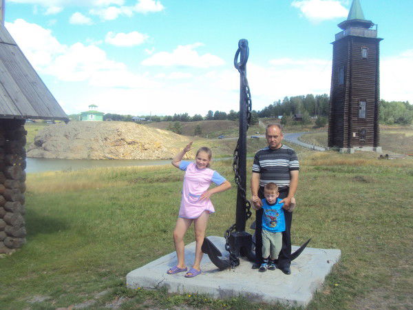 Александр Петров