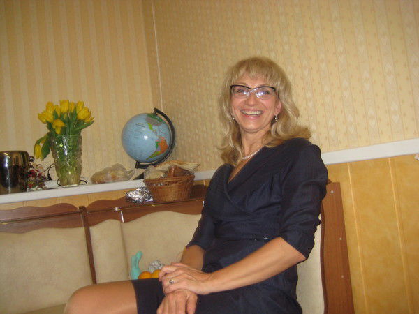 Елена Кинас