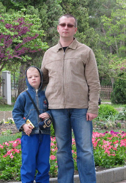 Анатолий Савков