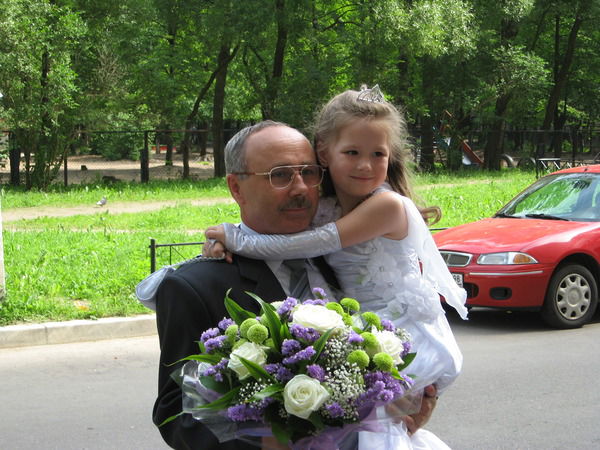 Владимир Петров