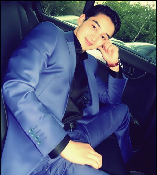 Санжар Ахмедов