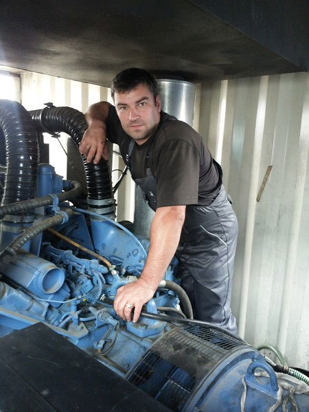 Юрий Тихонов