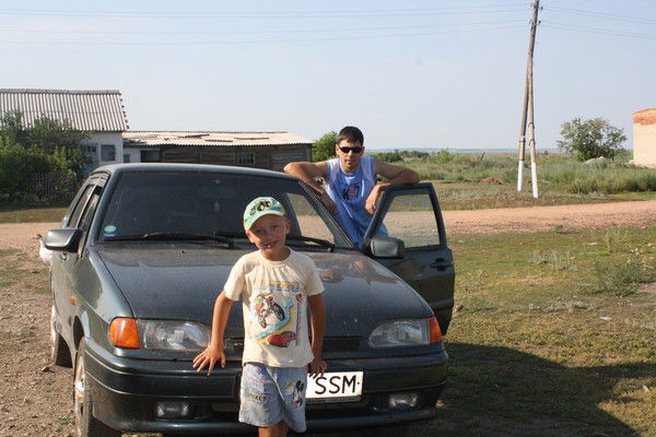 Евгений Овчаров