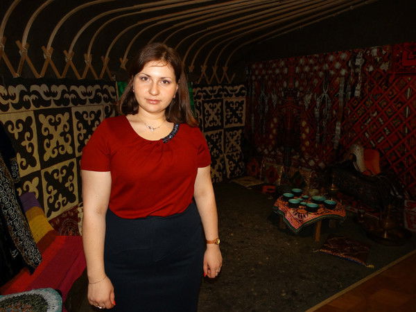 Елена Макарова