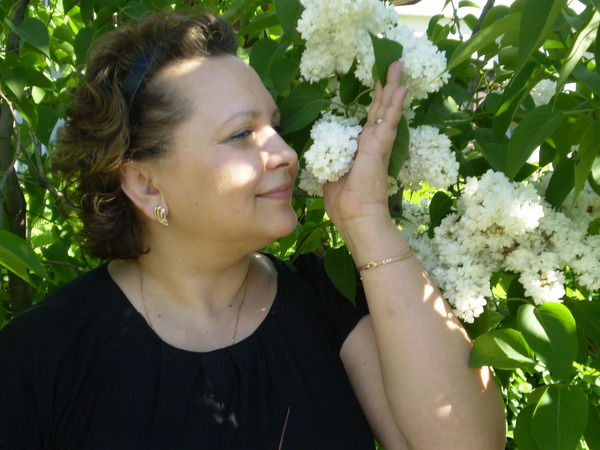 Елена Левина