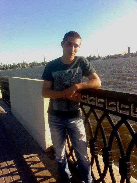 Константин Кутявин