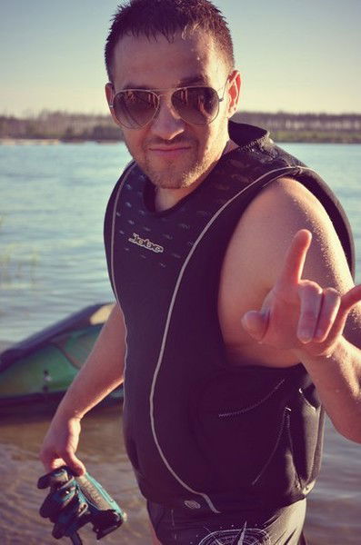 Александр Костенко