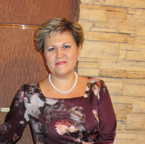 Елена Пушина