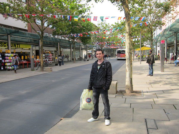 Владимир Константинов