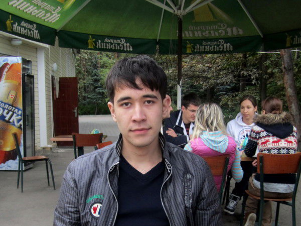 Отабек Каримов