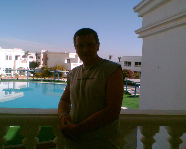 Неизвестно Неизвестно