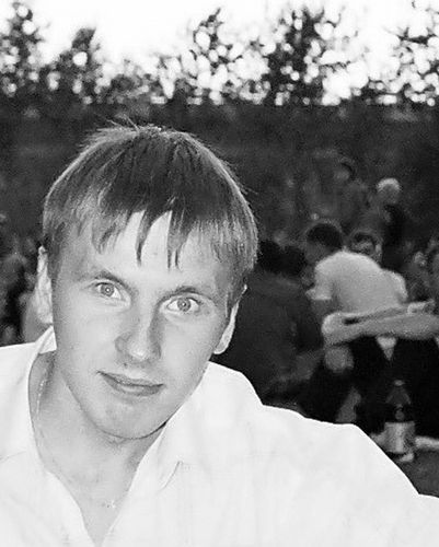 Виктор Плотников