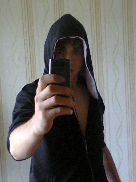 Александр Голов