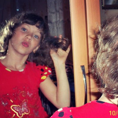 Наталья Попова