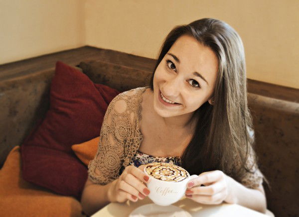 Калашникова .