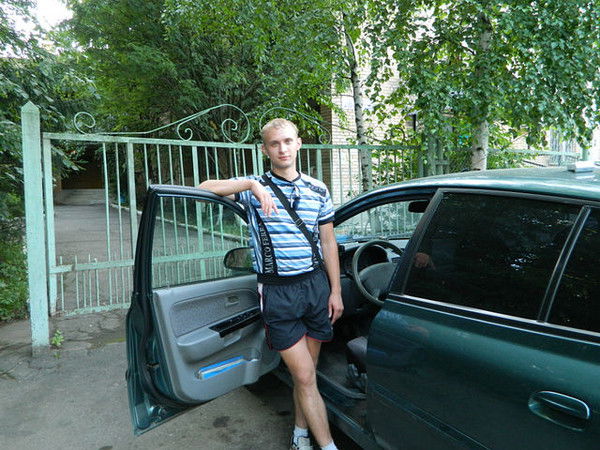 Михаил Комаров