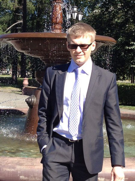 Александр Савельев